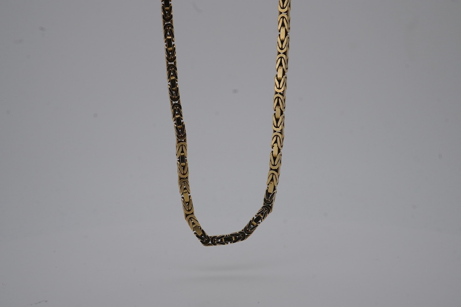 A recent 18k box link chain, 38cm, 9.5 grams. Condition - good